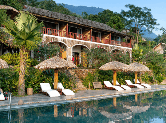 Luxurious 3 Acre Villa